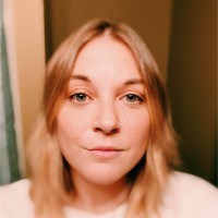 Rebecca Lais, Licsw