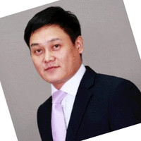 王立军