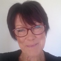 Glenda De Vries