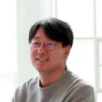 Jay ( Hochul ) Shin