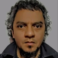 Héctor Lara