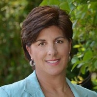 Laura Kasper Entreprenuer⭐Recruiter 😊Non-Profit Leader 🫶