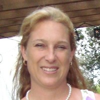 Christa Dodge, Au, Afis
