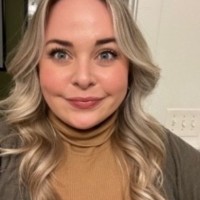 Laura Desmond