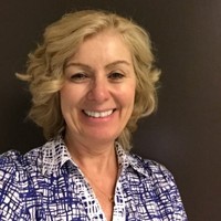 Saundra Schultz