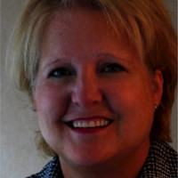 Denise Starr