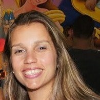 RENATA HOLLANDA
