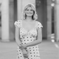 Emma Raine