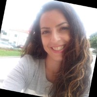 Vania Fernandes