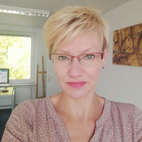 Sabine Schnell