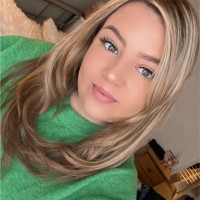 Samantha Leeves