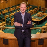 Elliot Isaacs