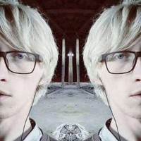 aleks rasaskrēsliņš