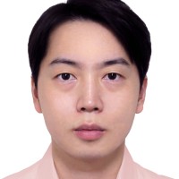 김태헌