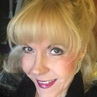 Bonnie D Corwin