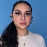 Melanie V.