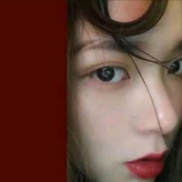 钟汨珈