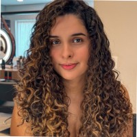 Helen Almeida