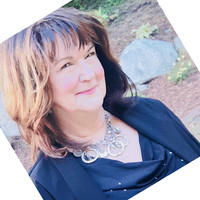 Lynn Davis