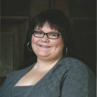 Emily M Jones, Eit