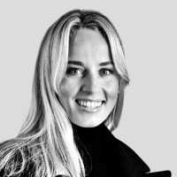 Leonie Van Walchren