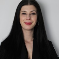 Laura Lee Gelesch