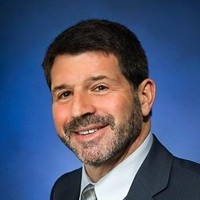 Warren Stern