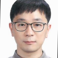 Heesik Yang