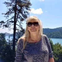 Jeri Ryan