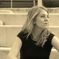 ELENA VIVES