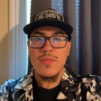 Damien Flores
