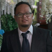 Mark Gil Moldon