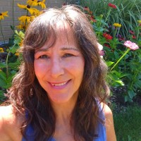 Lesa De Bergh  RN, PRYT, Reiki Master Teacher