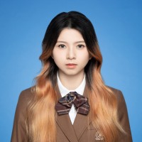 Nia Zhou