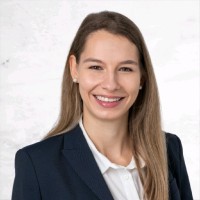 Julia Suter