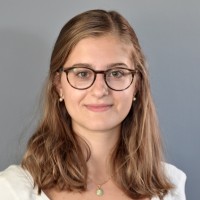Julia Hahn