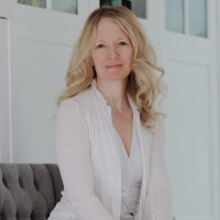 Jodi Graves