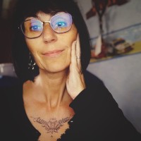 Isabelle HOSTIN