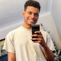 Dawit Tucker