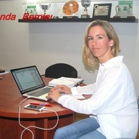Lola Bernier