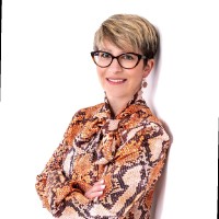 Nina Večernik