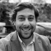 Max Avila Freund