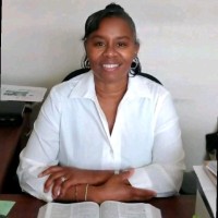 Joyce Green