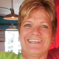 Debbie Stosz