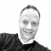 Simon Hall