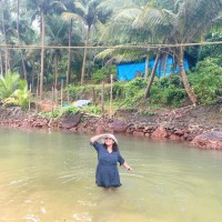Sarika Karoth