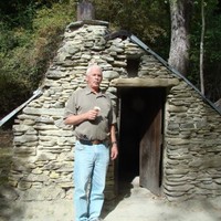 Bruce Dickens