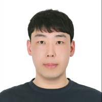 Jisang Y.