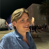 Simon Van Dijk
