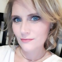Angela Larsen